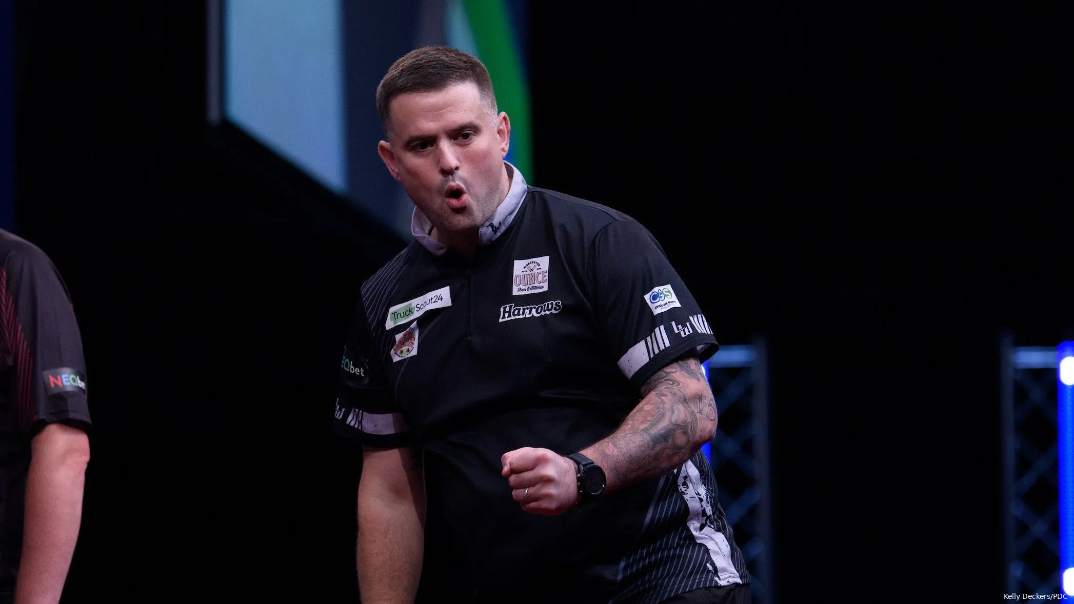 Luke Woodhouse first into QuarterFinals at European Championship Darts